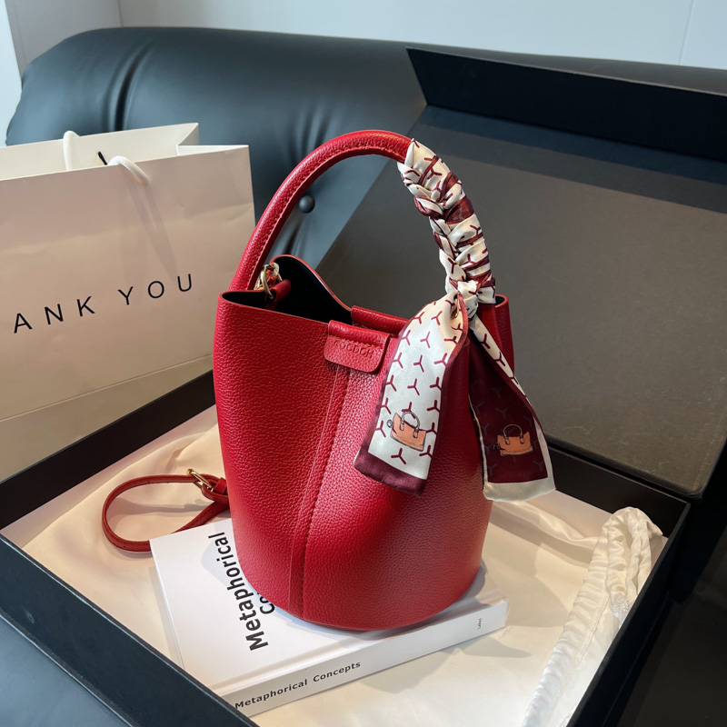 Luxury Bags In Sale - Kırmızı PU Kova Omuz ve Crossbody
