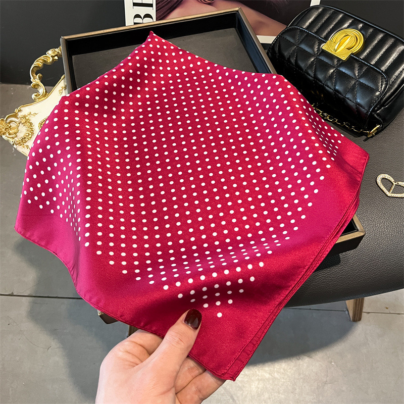 Lüks yeni baskılı atkılar kadı - Luxury Bags Online incelemesi ve fiyatı