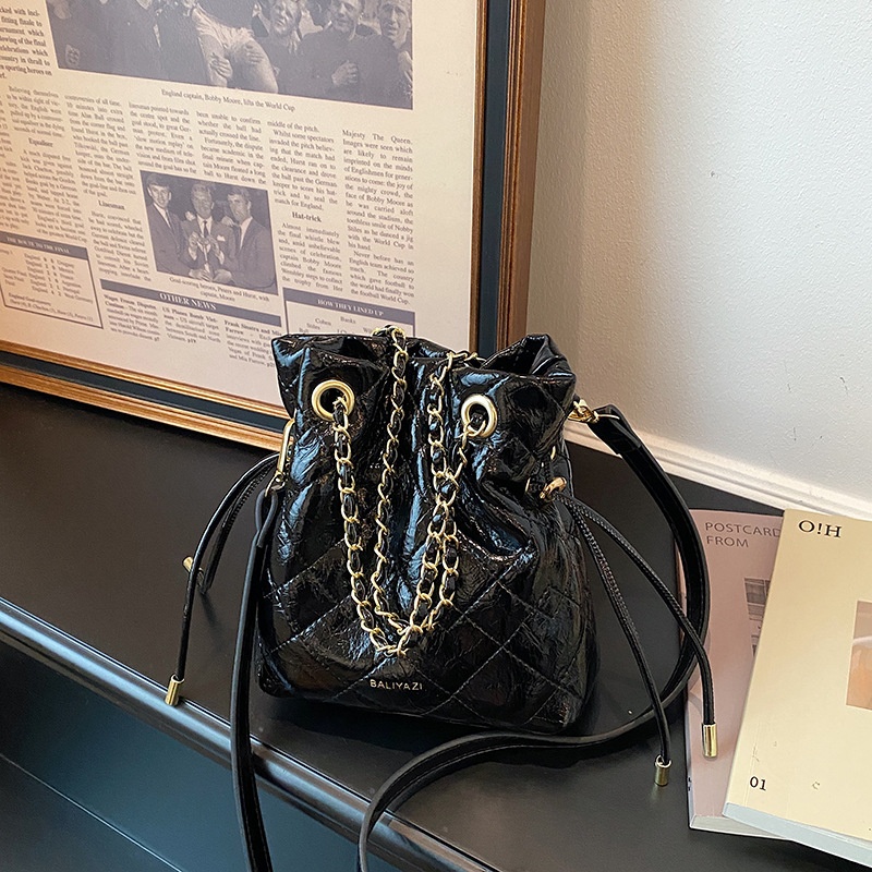 Kadınlar İçin Kapitone İpli Ça - Chain Crossbody Quilted incelemesi ve fiyatı