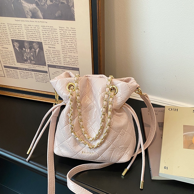Kadınlar İçin Kapitone İpli Ça - Chain Crossbody Quilted incelemesi ve fiyatı