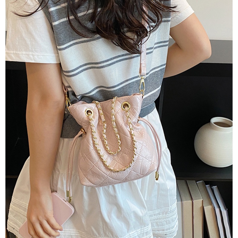 Kadınlar İçin Kapitone İpli Ça - Chain Crossbody Quilted incelemesi ve fiyatı