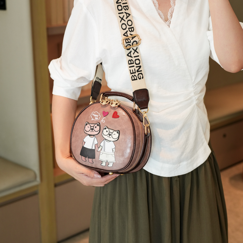 Yeni stil kadın yuvarlak çanta - Luxury Bags News incelemesi ve fiyatı