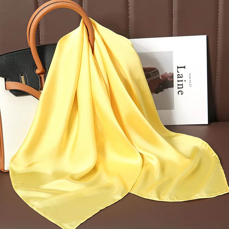 Lüks düz renk ipek kare eşarp  - Luxury Bags Online incelemesi ve fiyatı