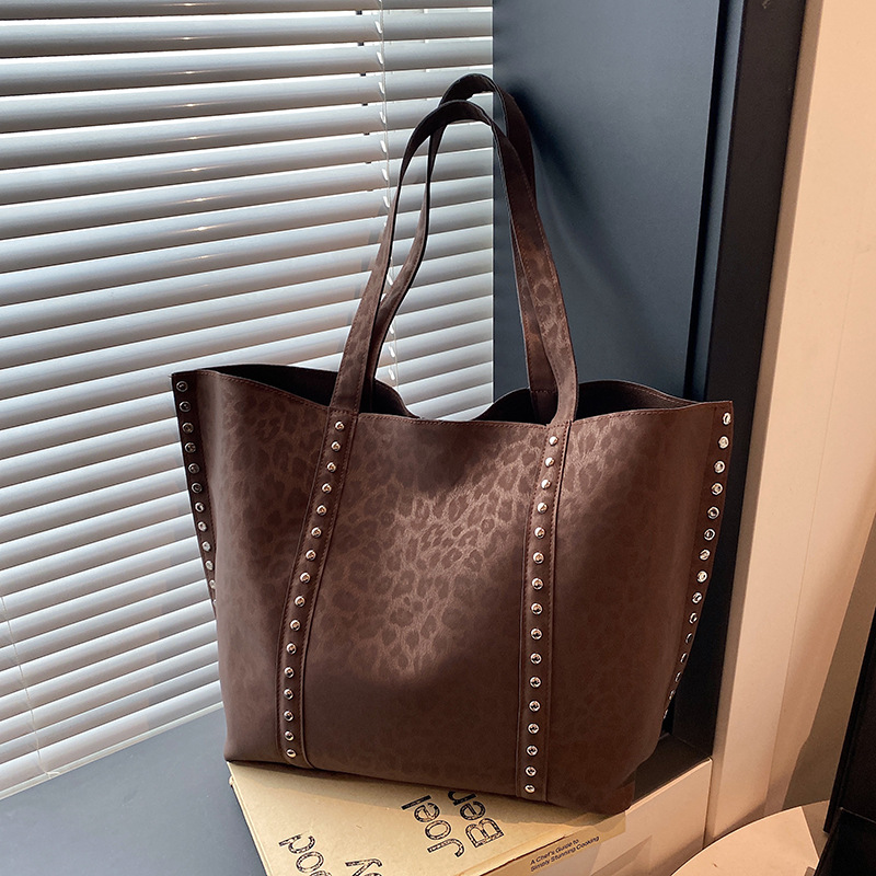 2026 Moda Kol Altı Kadın Çanta - Luxury Bags Classy incelemesi ve fiyatı