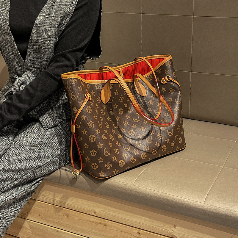 Zarif Deri Bebek Bezi Çantası  - Luxury Bags Lv incelemesi ve fiyatı