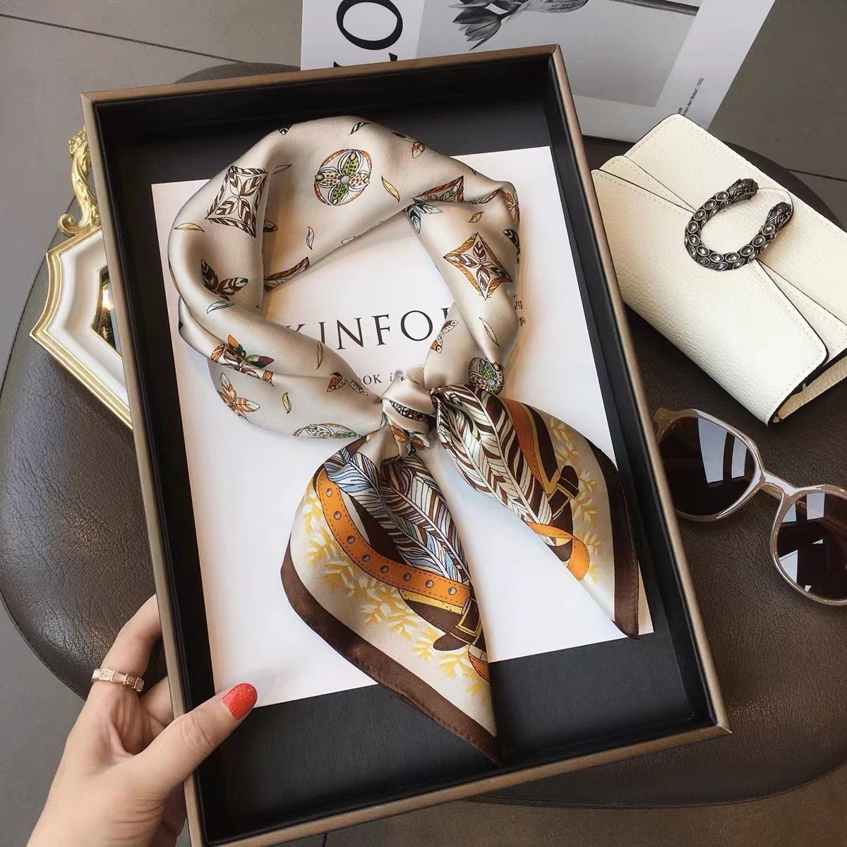 Lüks Moda Baskı 70*70 cm Ipek  - Luxury Bags Online incelemesi ve fiyatı