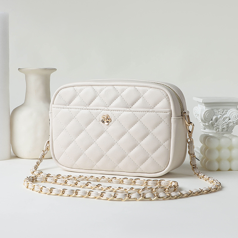 Trendy Kadın Çantaları 2026 Ye - Chain Crossbody Quilted incelemesi ve fiyatı